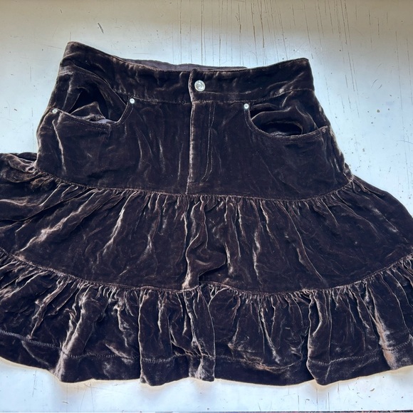 Brown velour mini skirt - Picture 2 of 6